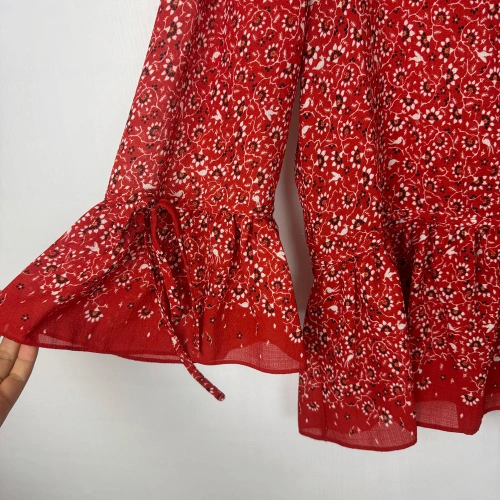 Max‎ Studio Women Red Sz XL Peasant blouse bell sleeves tiered/ruffle hem